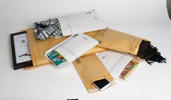 Légpárnás tasak, 140x225 mm külméret, 120x215 mm belméret, VICTORIA PAPER,